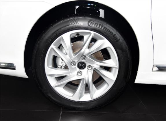 DS 5LS 2015款 1.6T 风尚版THP160 其他细节类   前轮