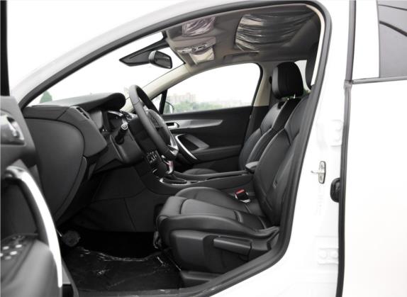 DS 5LS 2015款 1.6T 雅致版THP160 车厢座椅   前排空间