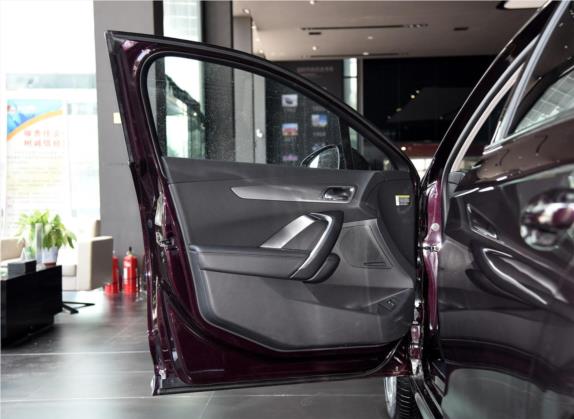 DS 5LS 2015款 1.6T 豪华版THP160 车厢座椅   前门板