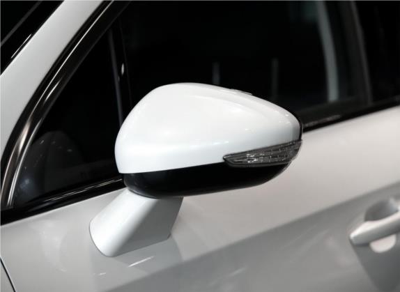 DS 5LS 2016款 1.6T 舒适版THP160 外观细节类   外后视镜