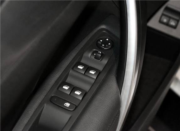 DS 5LS 2016款 1.6T 舒适版THP160 车厢座椅   门窗控制
