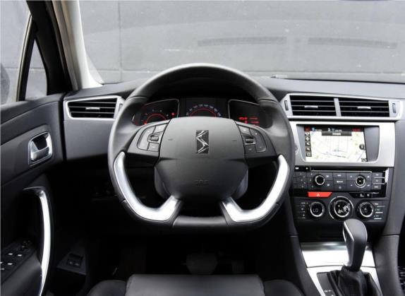 DS 5LS 2016款 1.6T 豪华版THP160 中控类   驾驶位