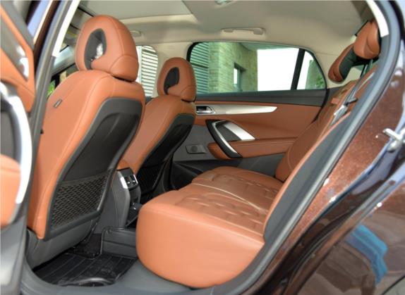 DS 5LS 2018款 30THP 奢华型 车厢座椅   后排空间