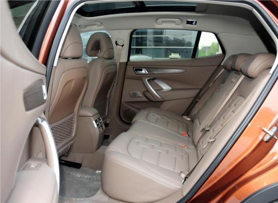 DS 6 2014款 1.6T 尊享版THP200 车厢座椅   后排空间