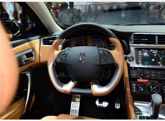 DS 6 2016款 1.8T 尊享版THP200 中控类   驾驶位