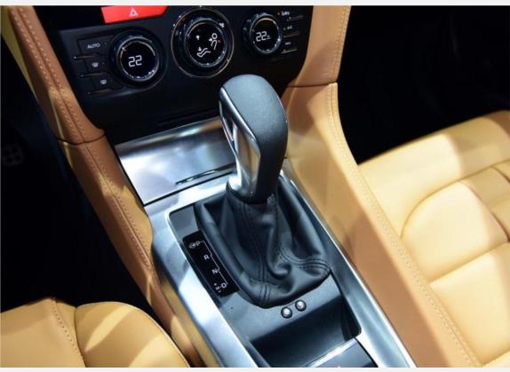 DS 6 2016款 1.8T 尊享版THP200 中控类   挡把