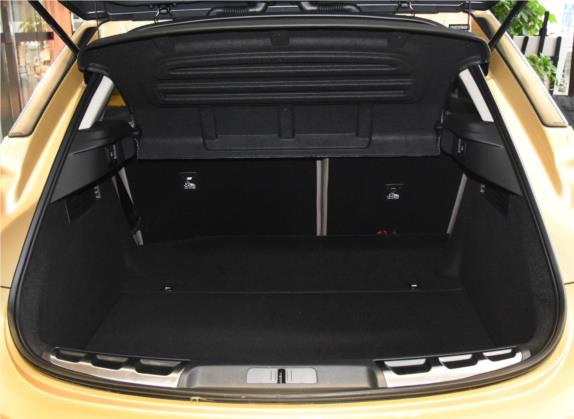 DS 6 2016款 1.8T 60周年限量版THP200 车厢座椅   后备厢