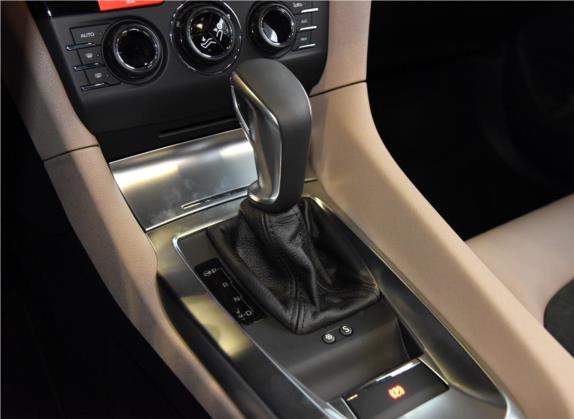 DS 6 2016款 1.8T 60周年限量版THP200 中控类   挡把