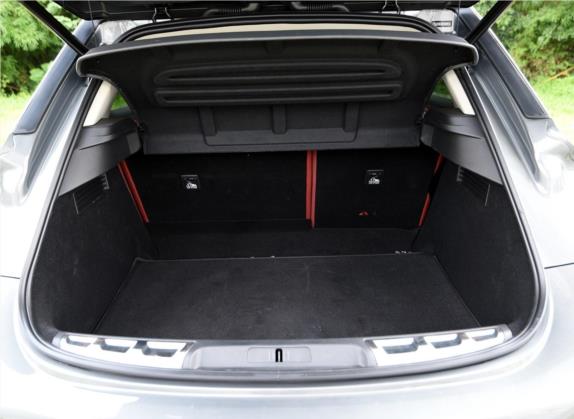 DS 6 2017款 1.6T 限量版THP160 车厢座椅   后备厢