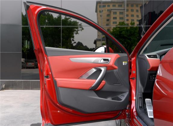 DS 4S 2016款 1.8T 自动尊享版THP200 车厢座椅   前门板