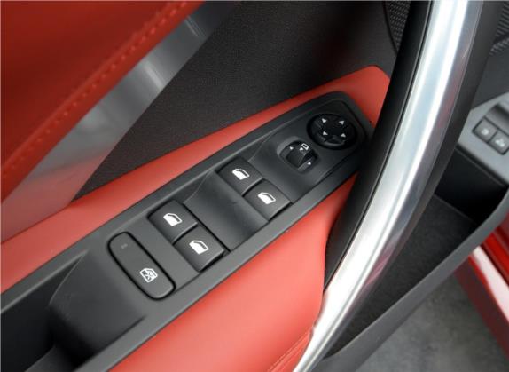 DS 4S 2016款 1.8T 自动尊享版THP200 车厢座椅   门窗控制