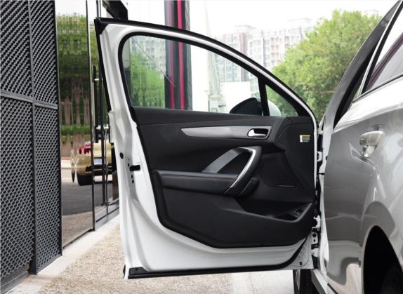 DS 4S 2016款 1.2T 自动睿动版THP130 车厢座椅   前门板