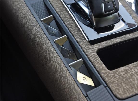 DS 7 2018款 35THP 帕西版 车厢座椅   门窗控制