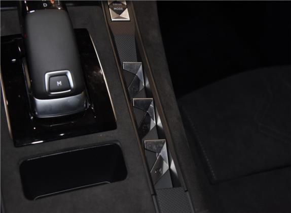 DS 7 2018款 45THP 运动版 车厢座椅   门窗控制
