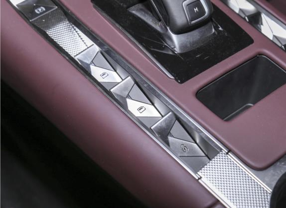 DS 7 2021款 35THP 早春限定版 车厢座椅   门窗控制