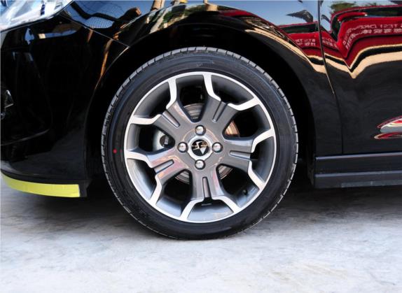DS 3经典 2012款 1.6L 至尊版 其他细节类   前轮