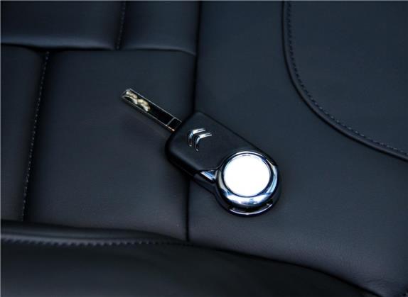 DS 3经典 2012款 1.6L 至尊版 其他细节类   钥匙