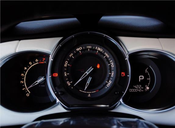 DS 3经典 2012款 1.6L 至尊版 中控类   仪表盘