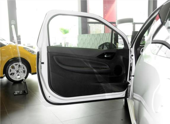 DS 3经典 2013款 1.6L 至尊敞篷版 车厢座椅   前门板