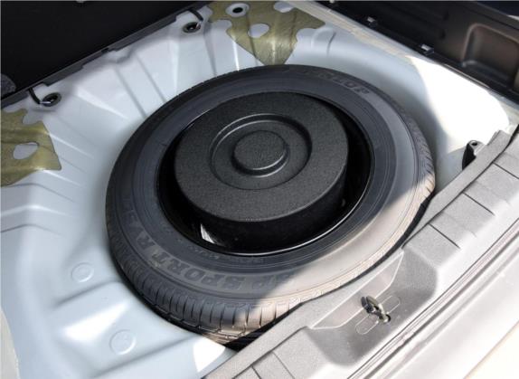 东风风度MX6 2015款 2.0L 手动两驱领航版 其他细节类   备胎