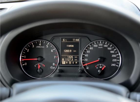 东风风度MX6 2015款 2.0L CVT四驱梦想版 中控类   仪表盘