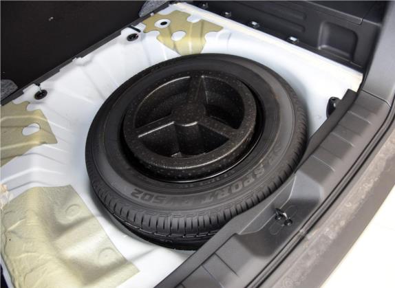 东风风度MX6 2016款 2.0L 手动两驱领航版 其他细节类   备胎