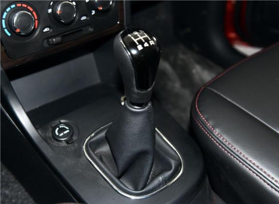风光360 2015款 1.5L 手动豪华型 7座 国V 中控类   挡把
