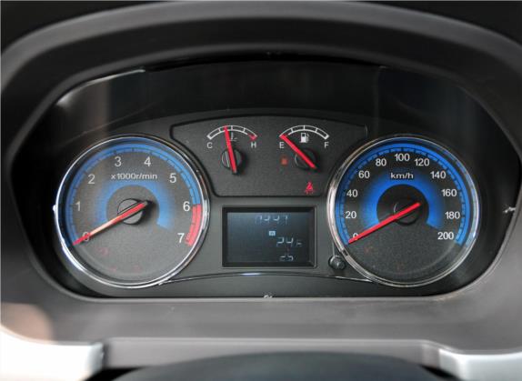 风光360 2015款 1.5L 手动舒适型 5座 国IV 中控类   仪表盘