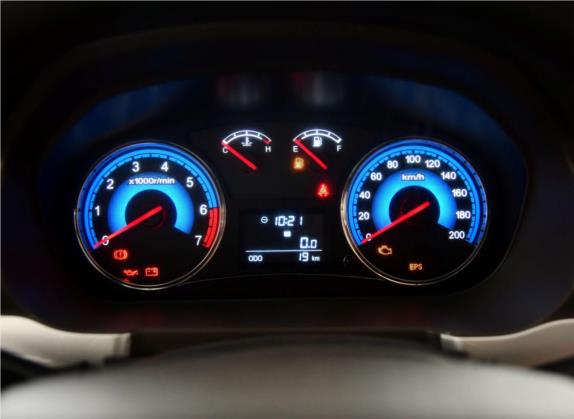 风光360 2015款 1.5L 手动舒适型 7座 国V 中控类   仪表盘