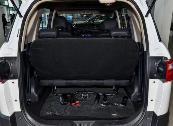 风光370 2016款 1.5L 手动标准型Ⅱ 7座 车厢座椅   后备厢