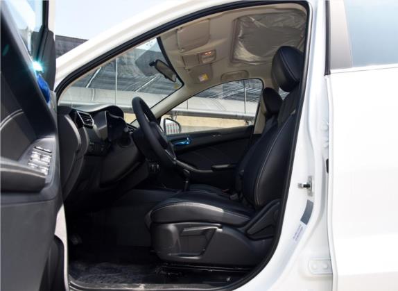 风光580 2016款 1.8L 手动舒适型 车厢座椅   前排空间