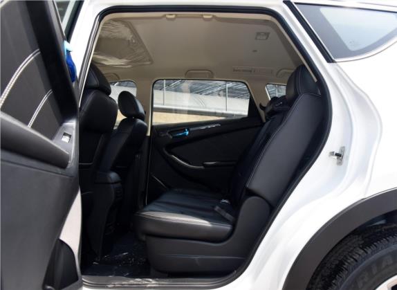 风光580 2016款 1.8L 手动舒适型 车厢座椅   后排空间