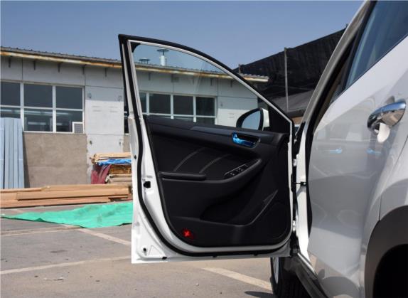 风光580 2016款 1.8L 手动舒适型 车厢座椅   前门板