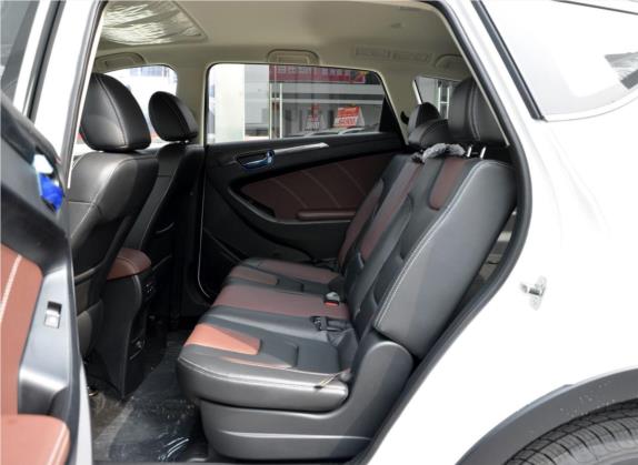 风光580 2017款 1.5T CVT豪华型 车厢座椅   后排空间
