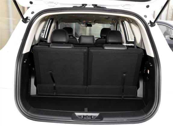 风光580 2017款 1.8L 手动舒适型 车厢座椅   后备厢