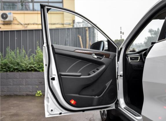 风光580 2018款 1.5T CVT智尚型 车厢座椅   前门板