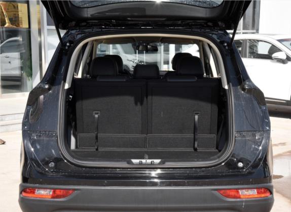 风光580 2018款 1.8L 手动舒适型 车厢座椅   后备厢