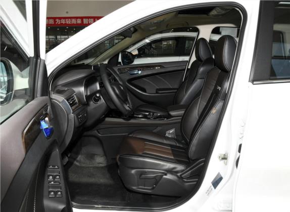 风光580 2018款 改款 1.5T CVT豪华型 车厢座椅   前排空间