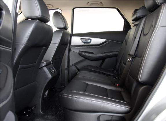 风光S560 2018款 1.8L CVT尊贵型 车厢座椅   后排空间