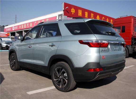 风光S560 2018款 1.8L CVT尊贵型 外观   斜后