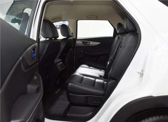 风光S560 2018款 1.8L 手动都市型 7座 车厢座椅   后排空间