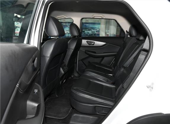 风光S560 2018款 1.8L CVT精英型 5座 车厢座椅   后排空间