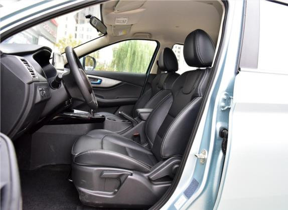 风光S560 2018款 1.8L 手动都市型 5座 车厢座椅   前排空间