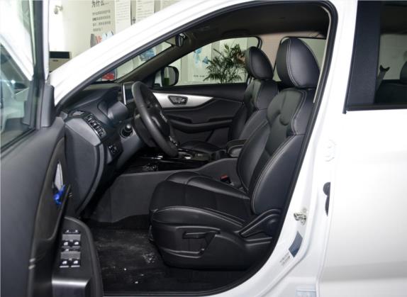 风光S560 2019款 1.8L CVT精英型 车厢座椅   前排空间