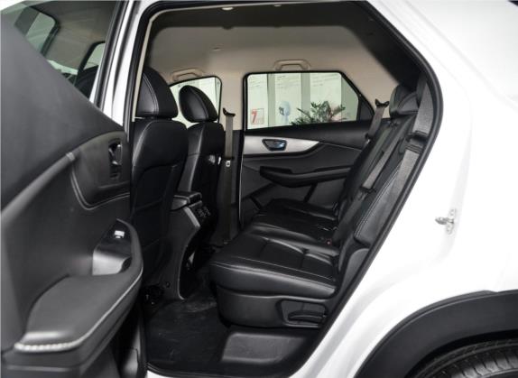 风光S560 2019款 1.8L CVT精英型 车厢座椅   后排空间