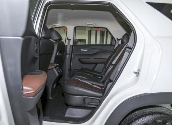 风光S560 2021款 1.5T CVT精英型 车厢座椅   后排空间