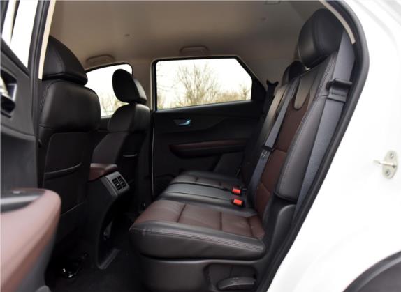 风光S560 2021款 2.0L CVT精英型 车厢座椅   后排空间