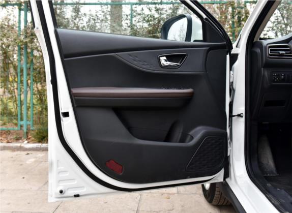 风光S560 2021款 2.0L CVT精英型 车厢座椅   前门板