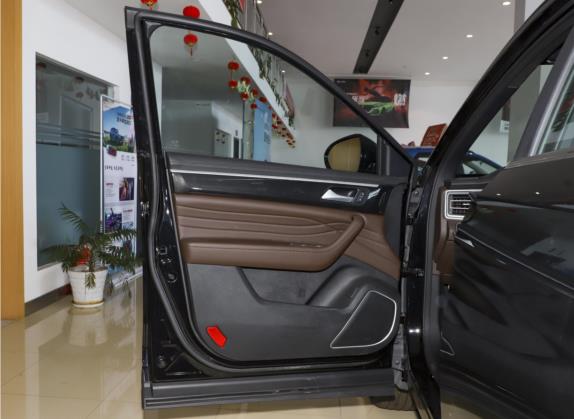 风光ix7 2021款 2.0TGDI 自动四驱旅游版 车厢座椅   前门板