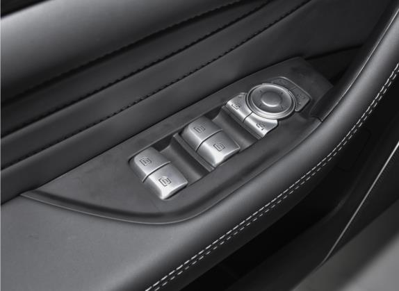 风光ix7 2021款 2.0TGDI 自动两驱都市超豪版 车厢座椅   门窗控制